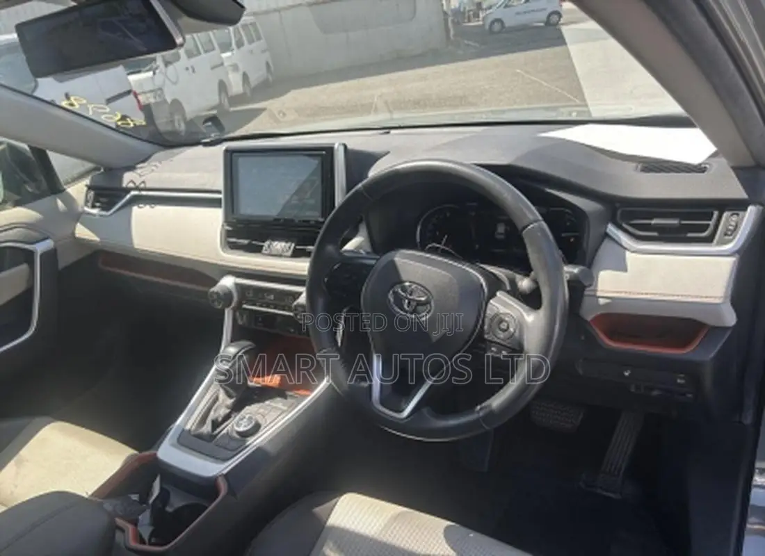 Toyota RAV4 2020 Green