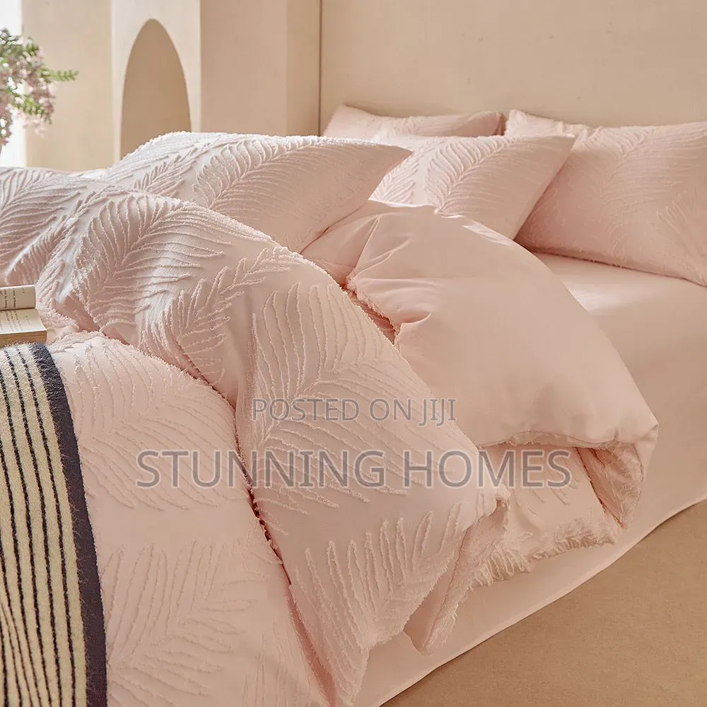 Premium Quality Luxurious Duvet Cover With Bedsheets Cases Set