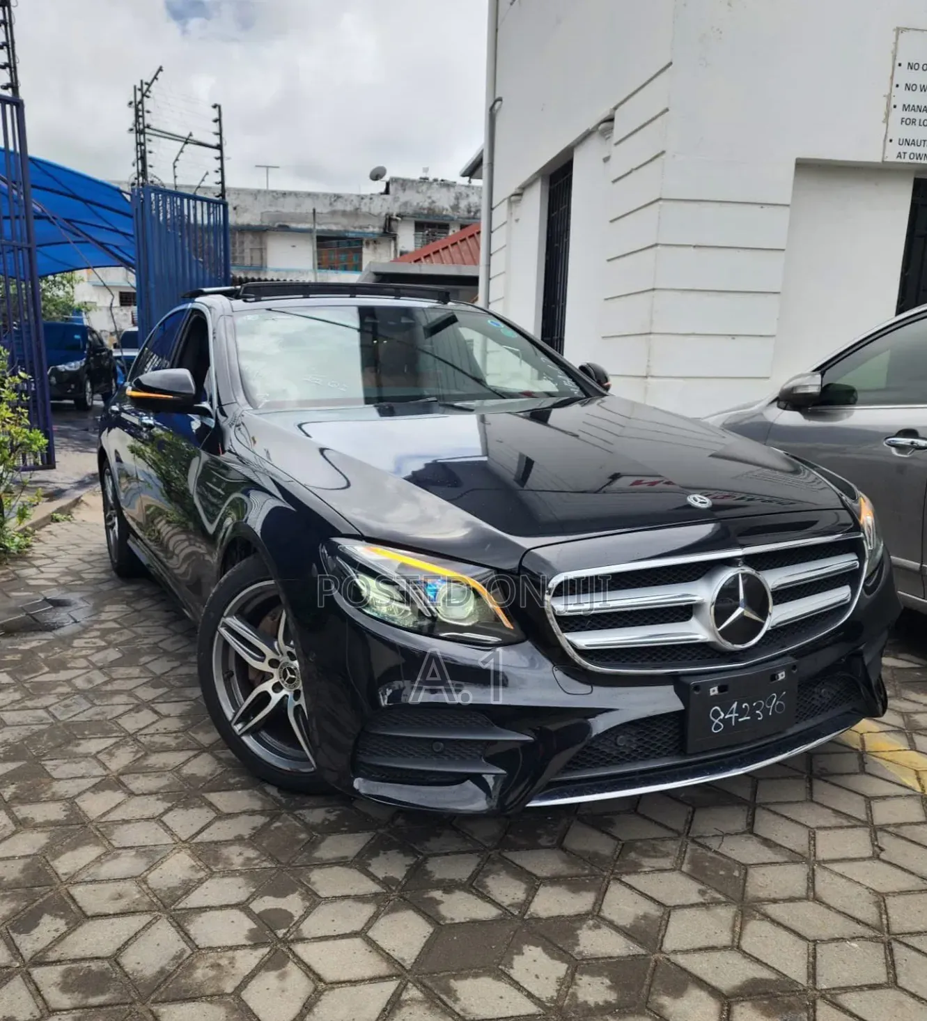 Mercedes-Benz E200 2019 Black