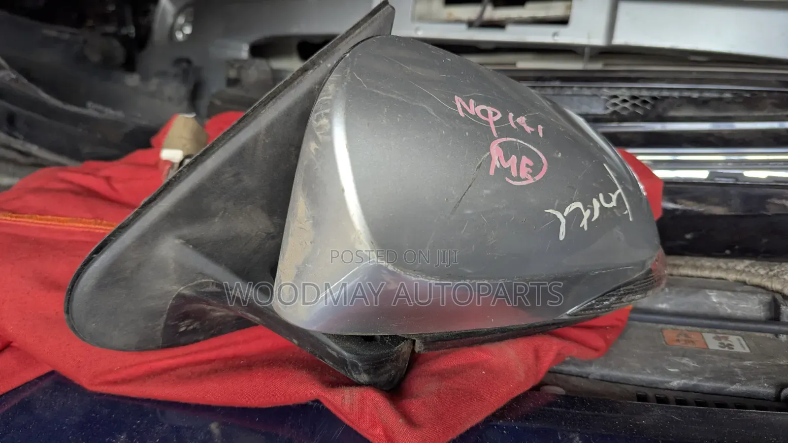 Toyota Spade Sidemirror