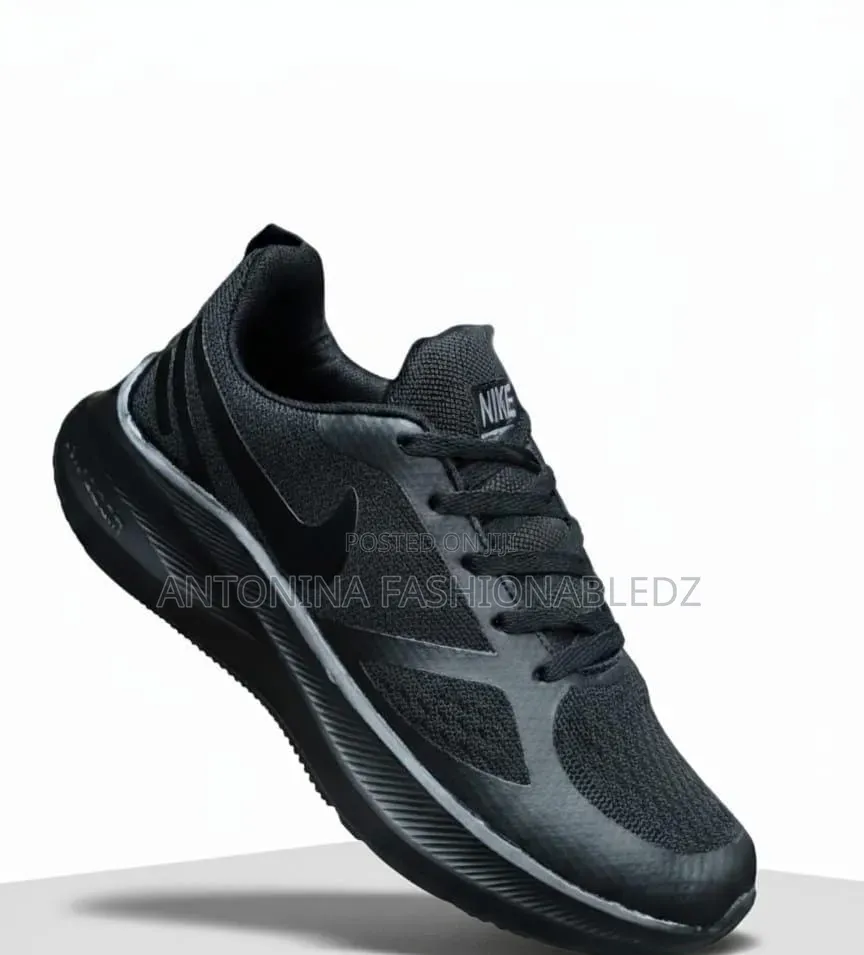 Nike Zoom Gym Shoes Size 40-45