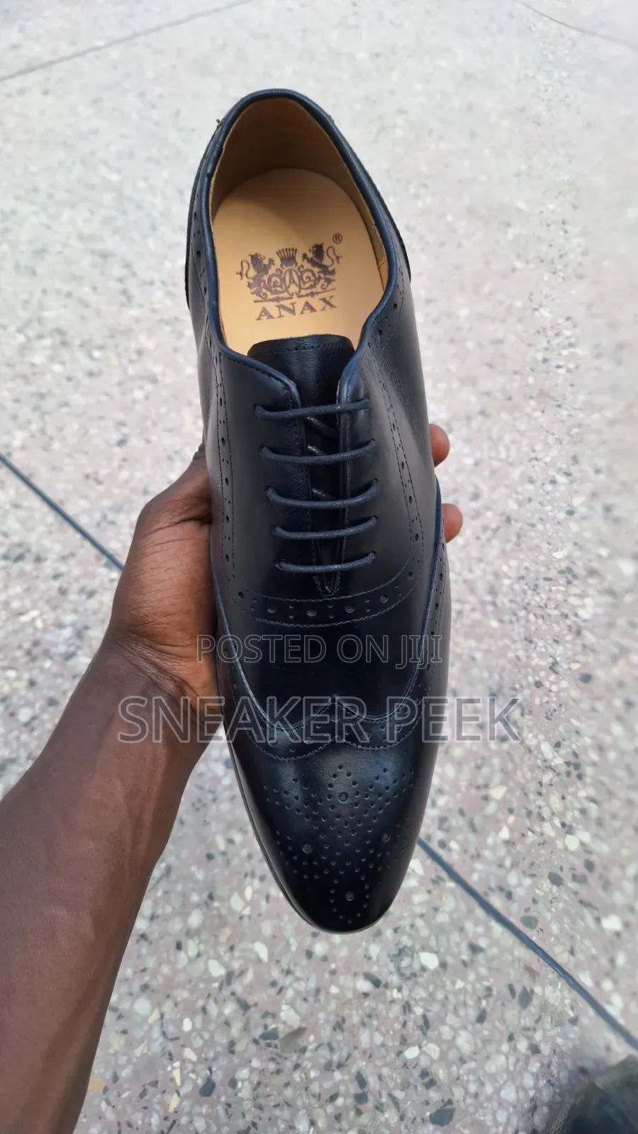 Official Shoes "Anax"