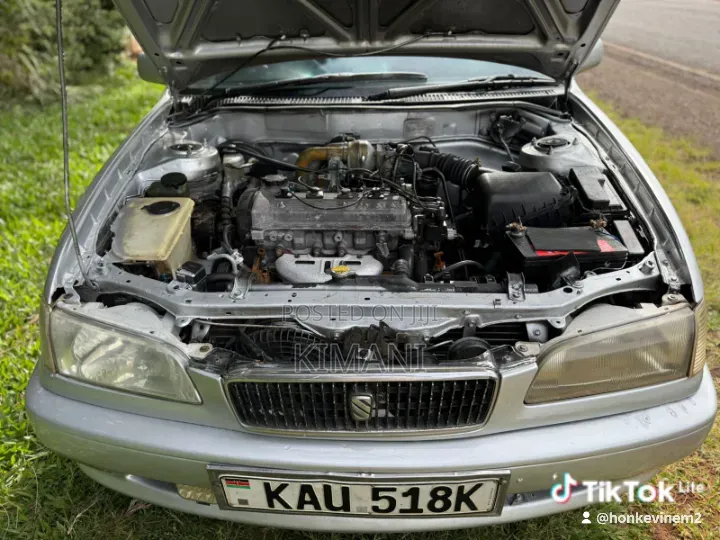Toyota Sprinter 2000 Silver