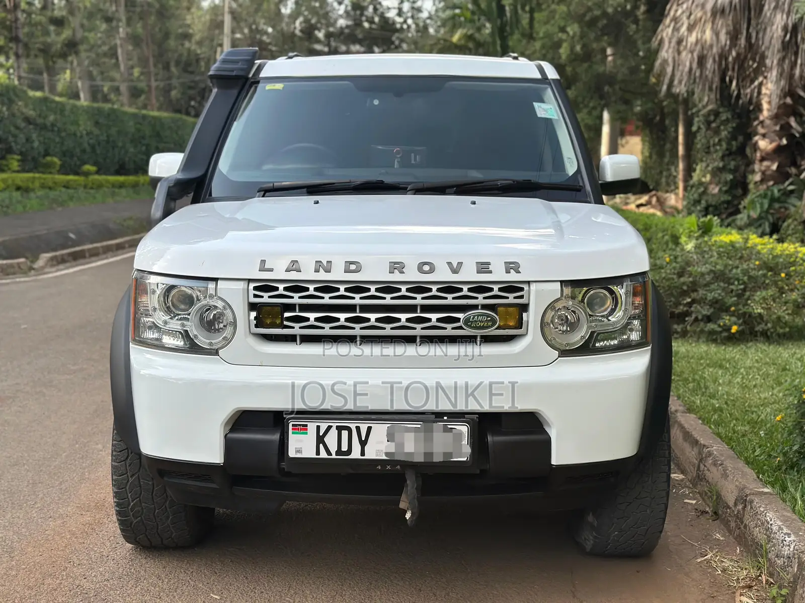 Land Rover Lr4 Base AWD 2013 White