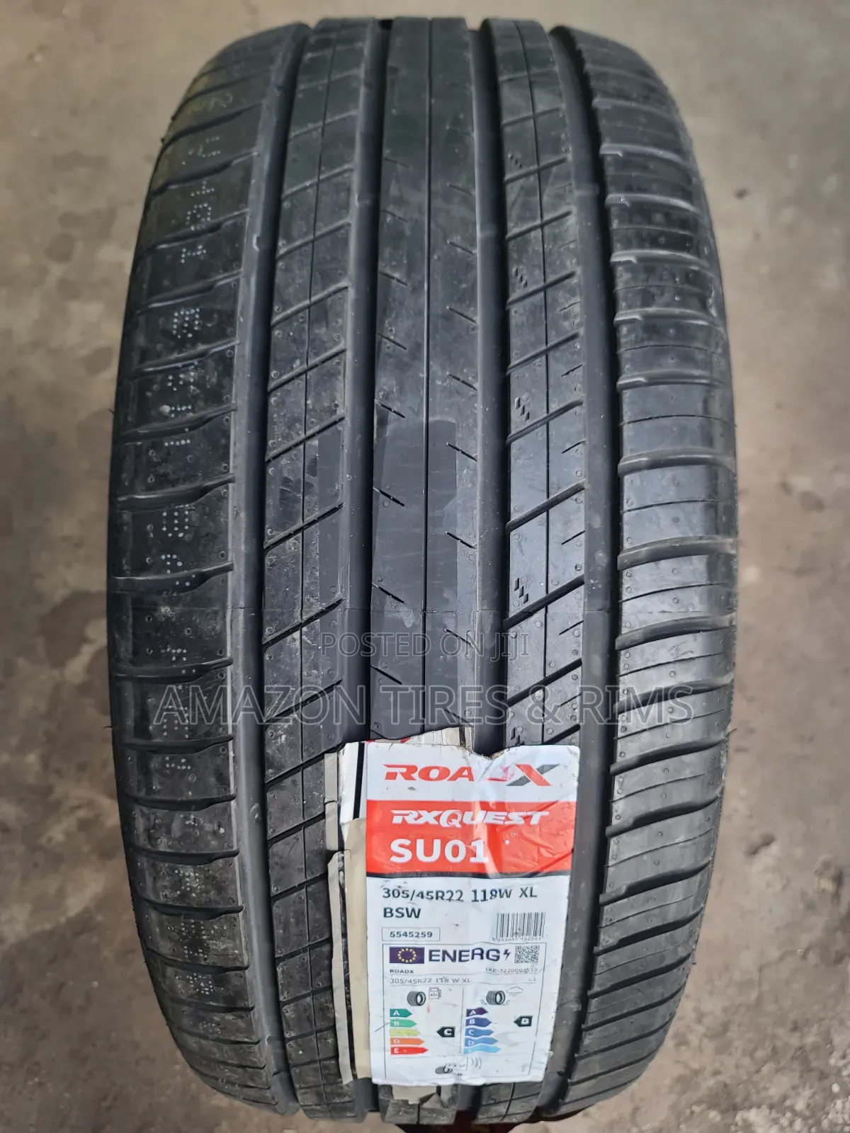 305/45 R22 Roadx Tyres 118w Rxquest Su01