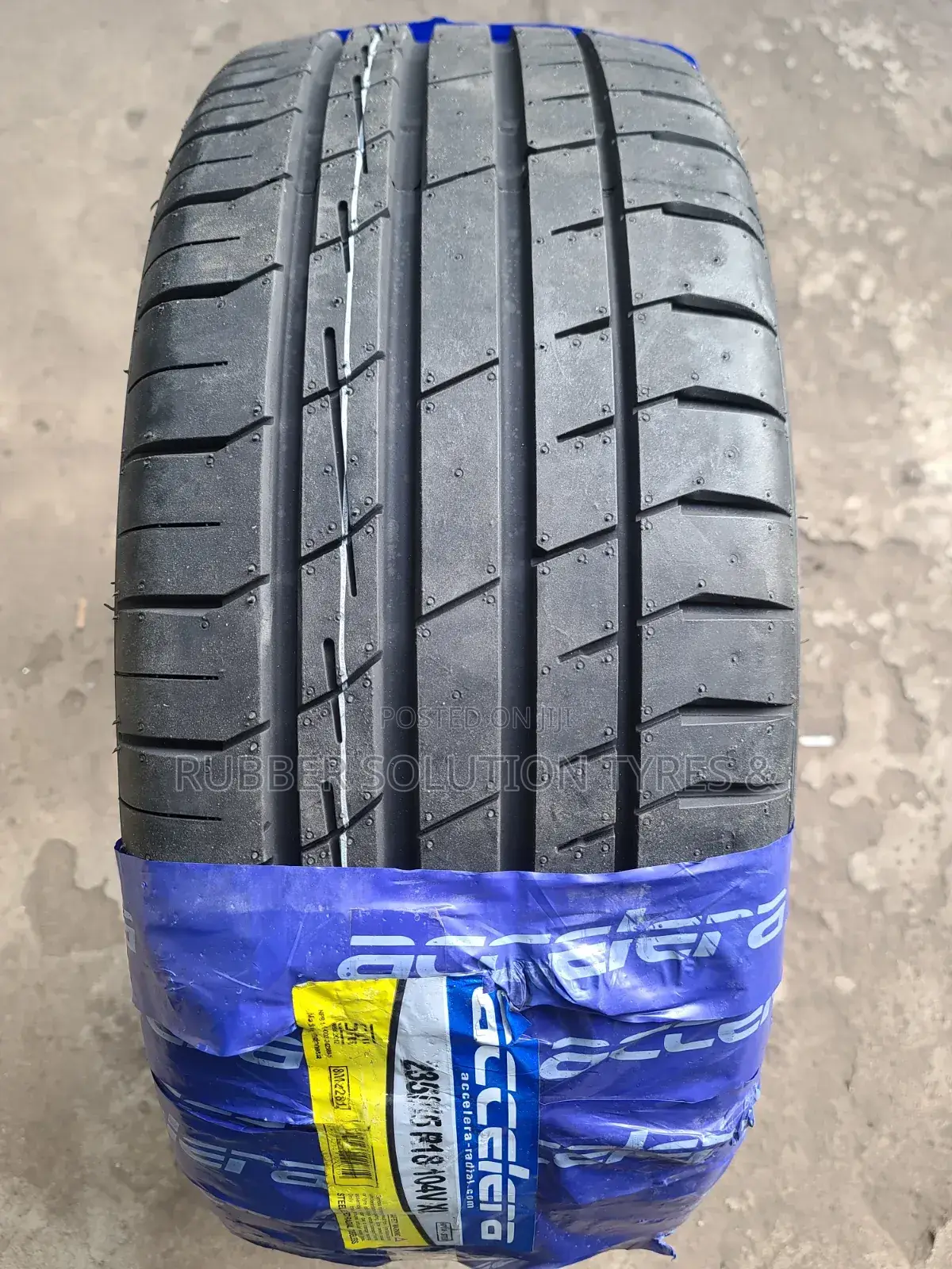 235/55 R18 Accelera Tyres 104v X/L (Made in Indonesia)