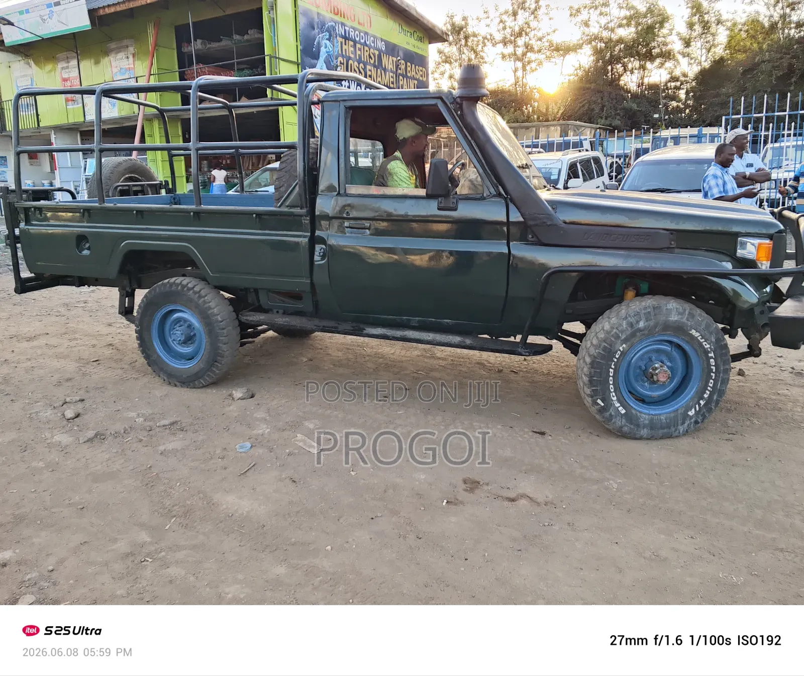 Toyota Land Cruiser 79 Series 1999 Green