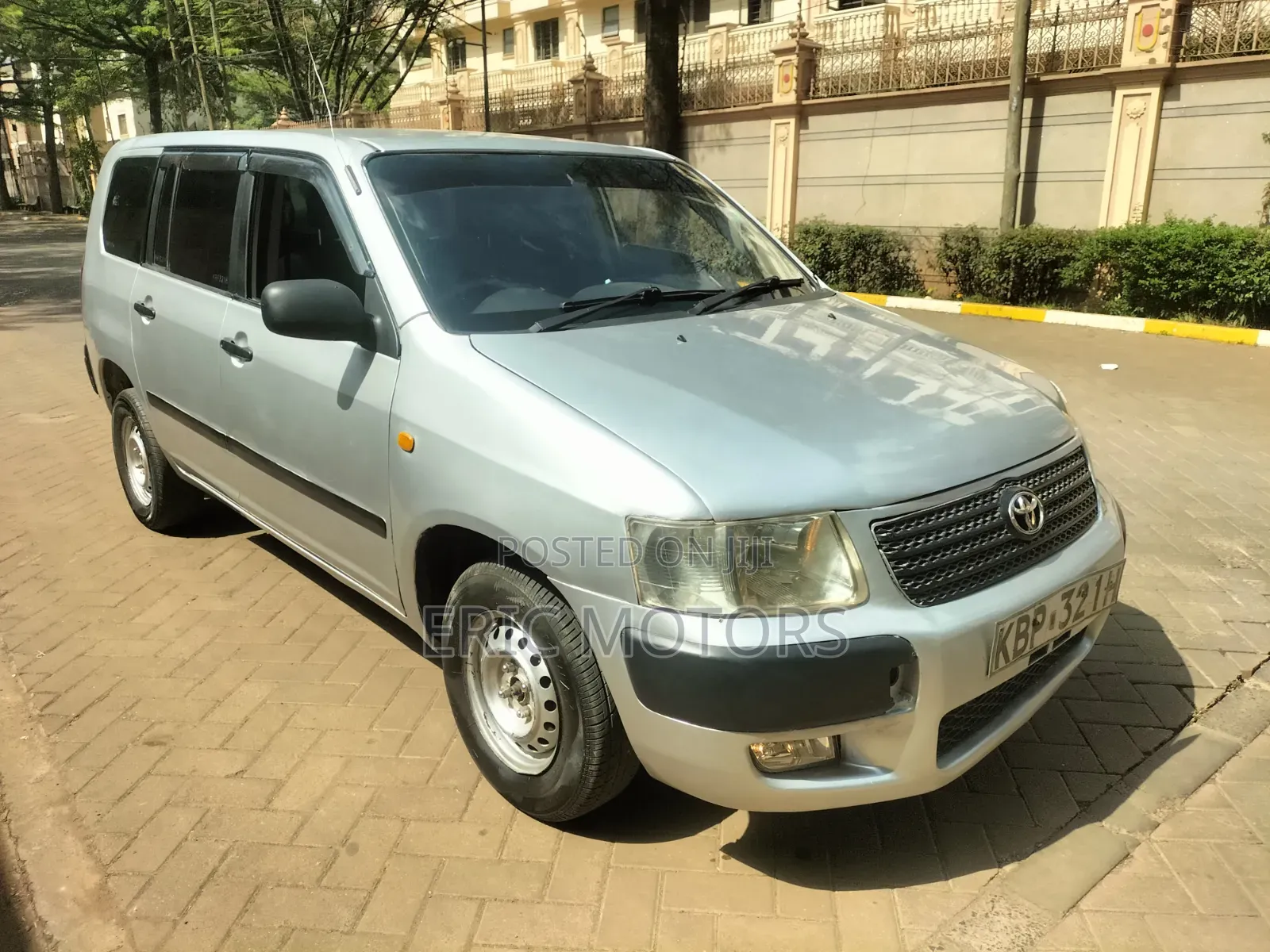 Toyota Succeed 2005 Gray