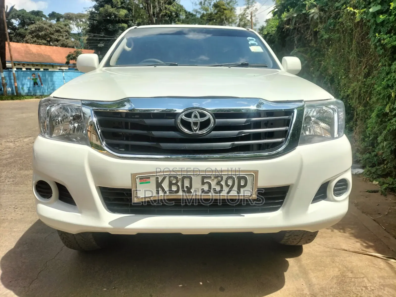 Toyota Hilux 2011 Pearl