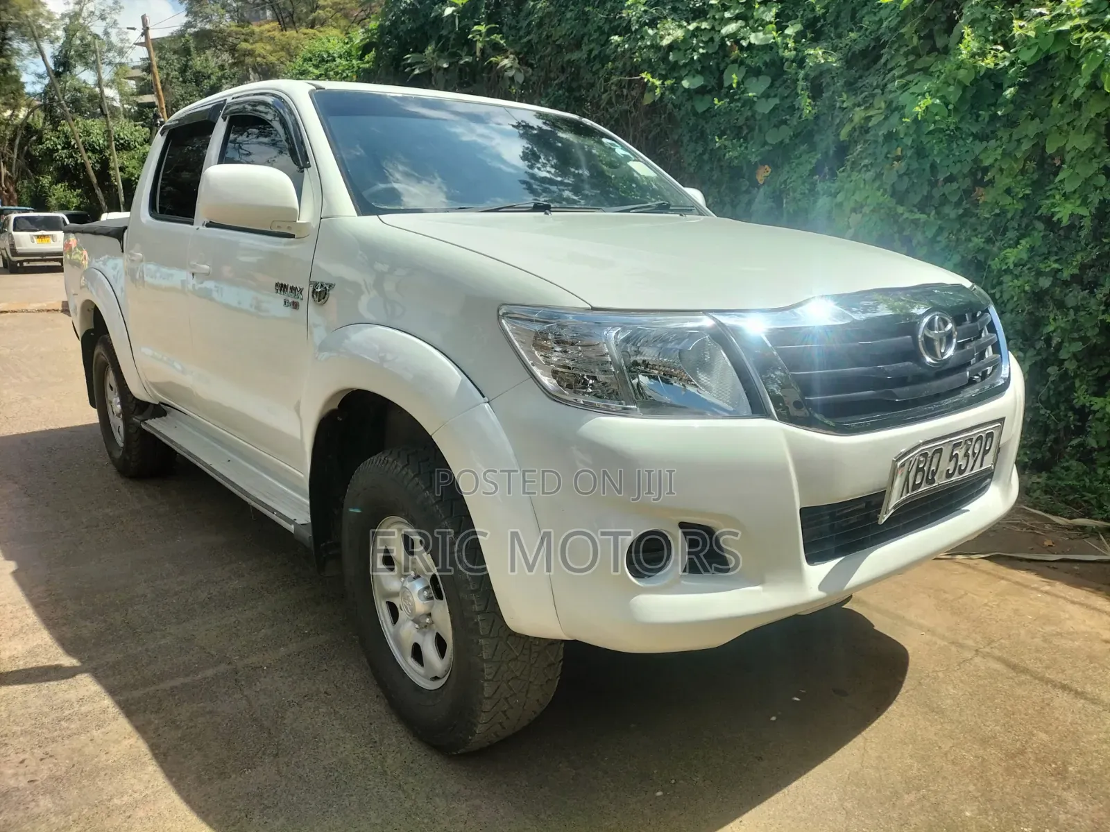 Toyota Hilux 2011 Pearl