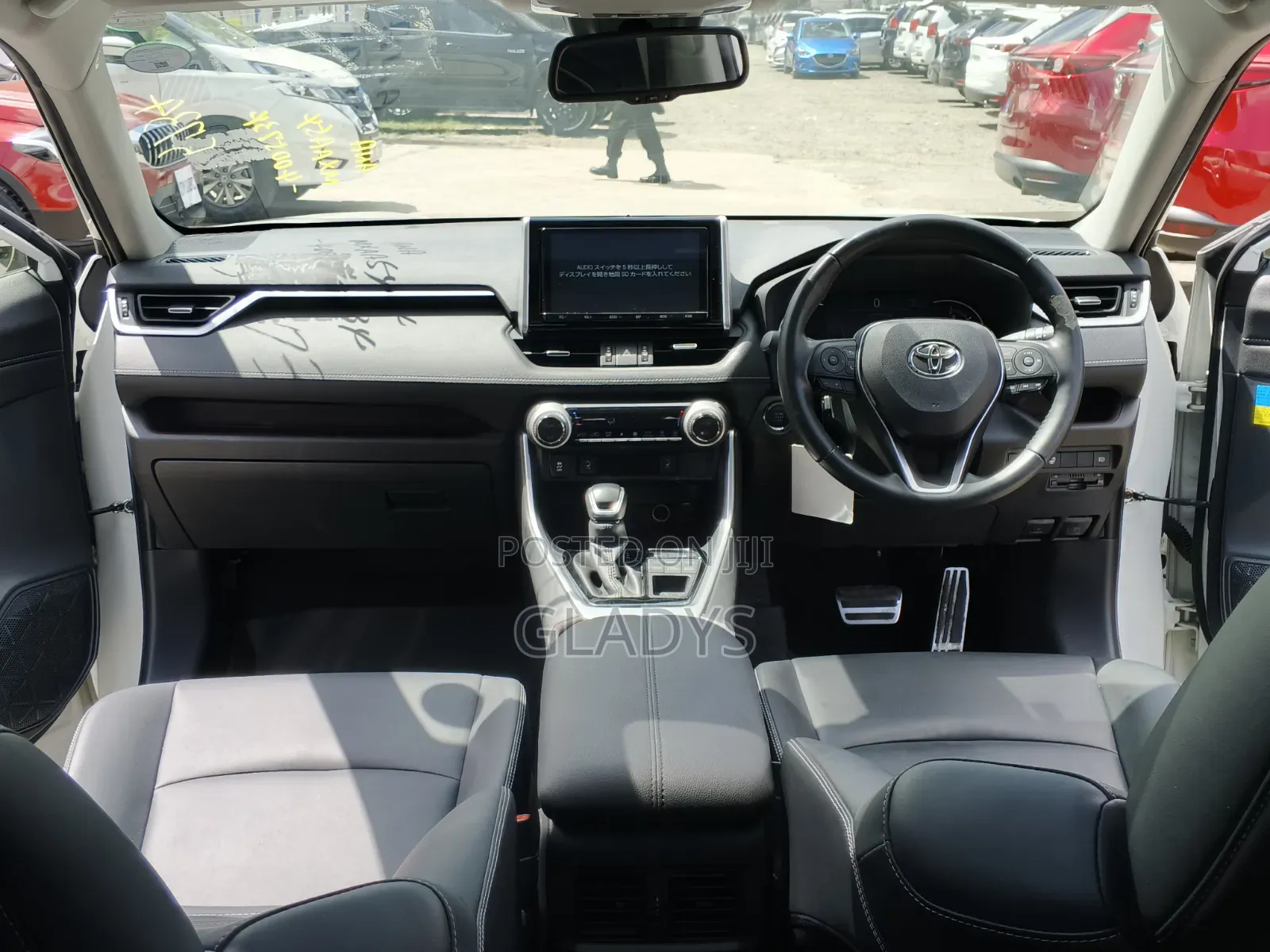 Toyota RAV4 2019 White