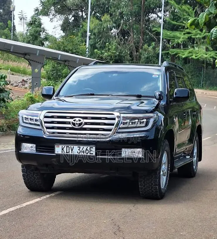 Toyota Land Cruiser 4.6 V8 ZX 2014 Black