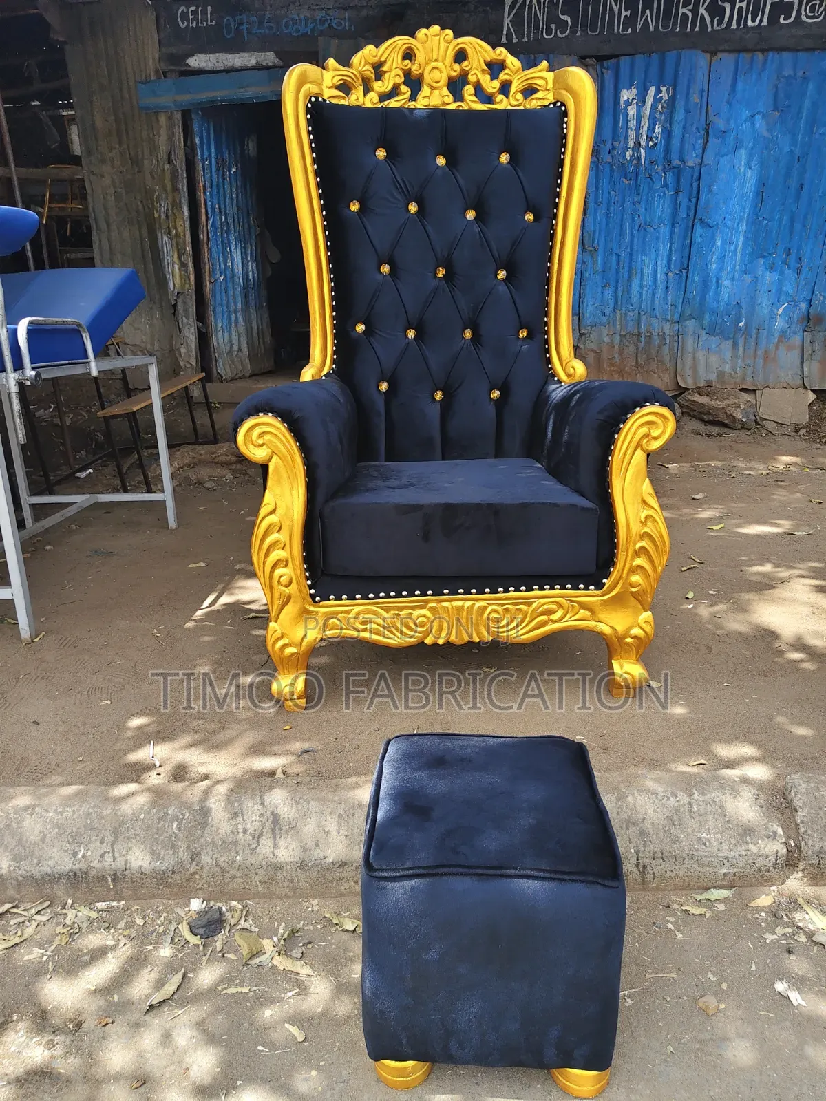 Wing Chair Gold and Black