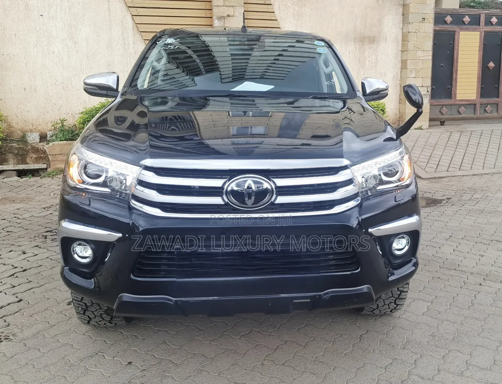Toyota Hilux Revo Double Cab Deisel 2.4 AWD 2019 Matt Black