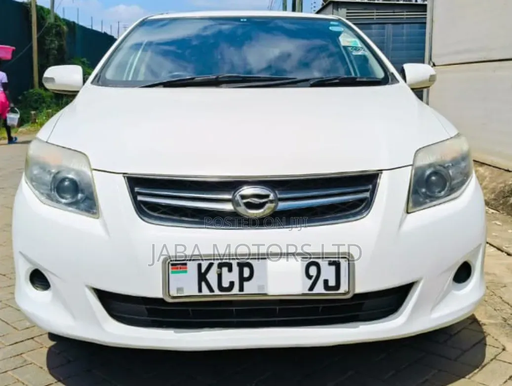 Toyota Corolla Fielder 2011 White