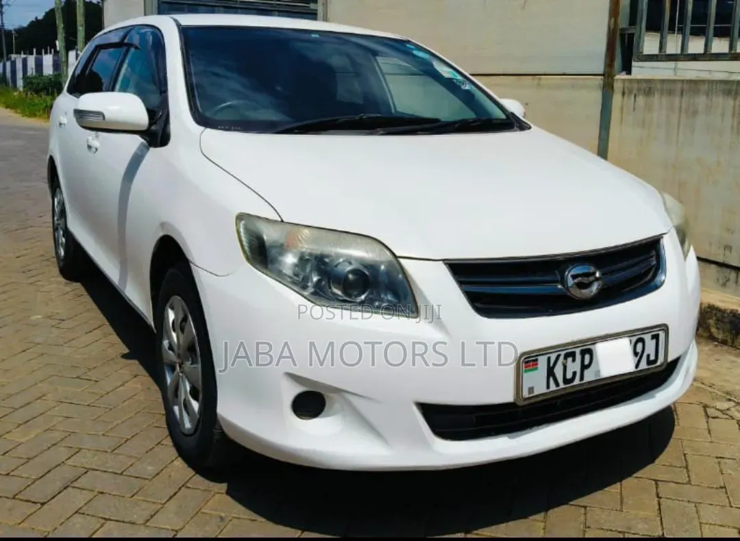 Toyota Corolla Fielder 2011 White