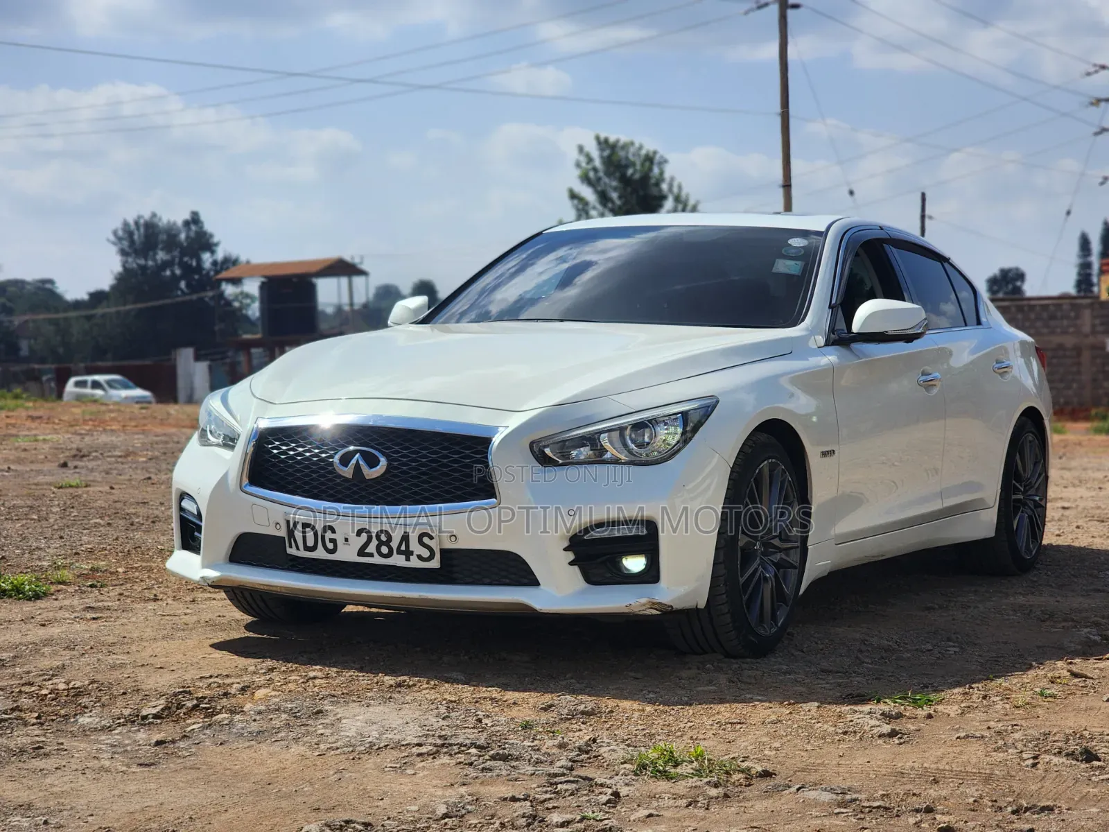 Nissan Skyline 2015 Pearl