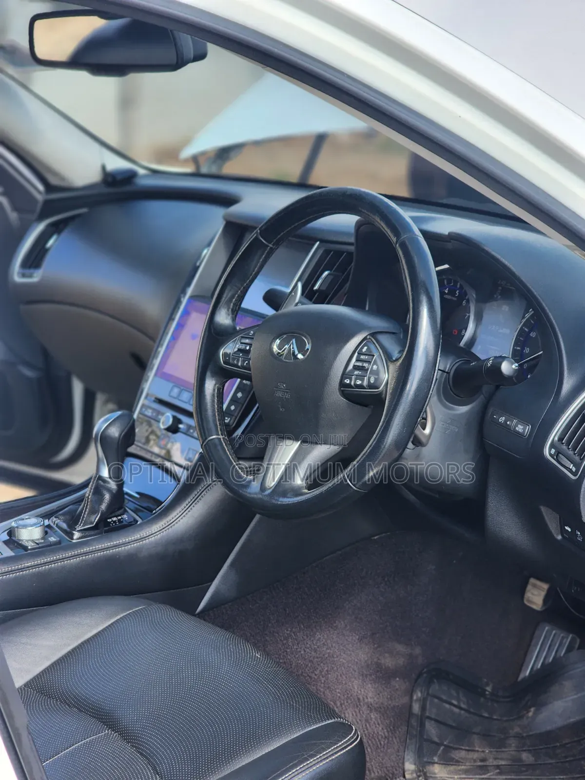 Nissan Skyline 2015 Pearl