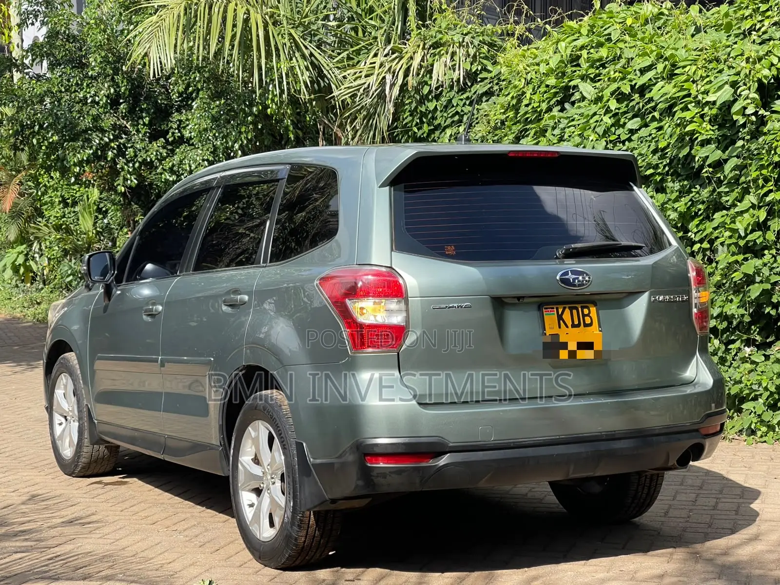 Subaru Forester 2.0XT Premium 4dr SUV AWD (2.0L 4cyl Turbo CVT) 2014 Gray