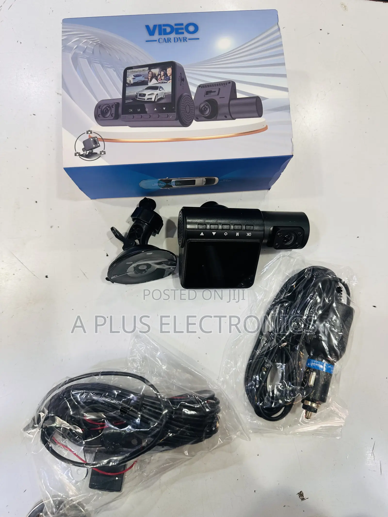 3 Lens Dash Camera G50 – Smart Car DVR With LCD Screen