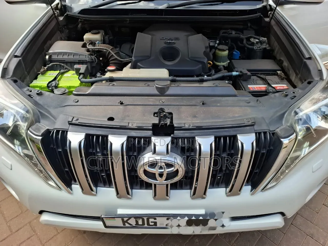 Toyota Land Cruiser Prado 2.8 D-4D 2015 White