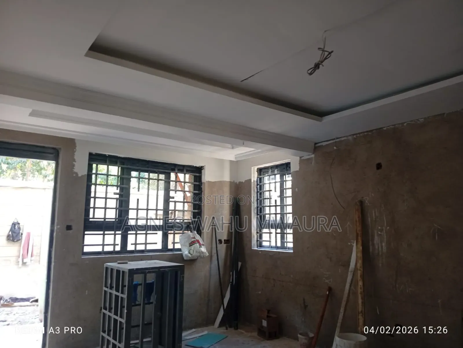 5bdrm Maisonette in Kerarapon for sale