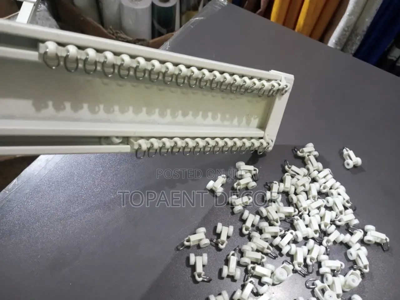 Double Track Rail Plastic Curtain Runners