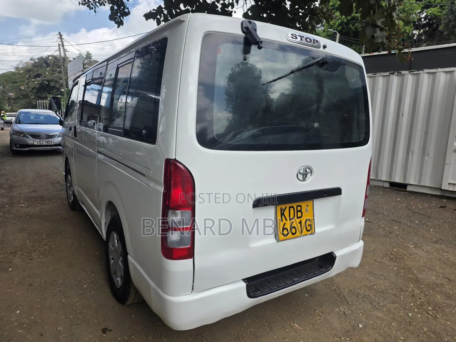 Toyota HiAce 2014 White