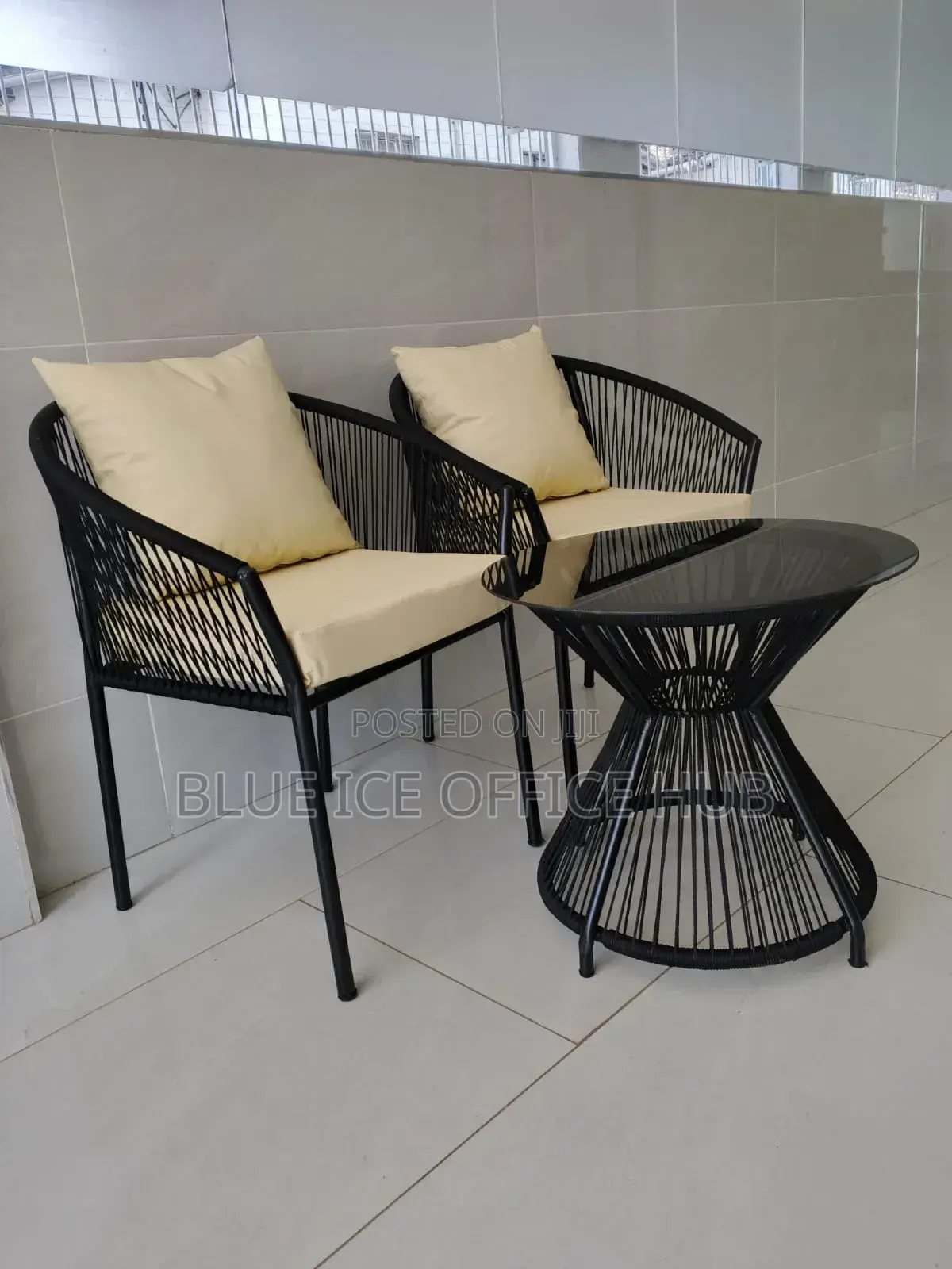 2seater Balcon Rattan Chair With Round Glass Table