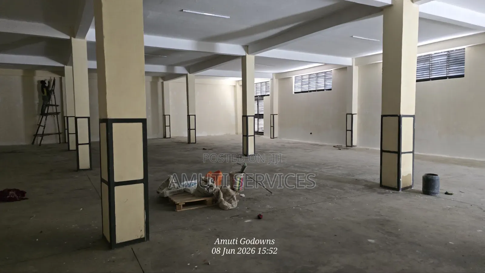 Athiriver: 10,000 SQFT Godown for Rent