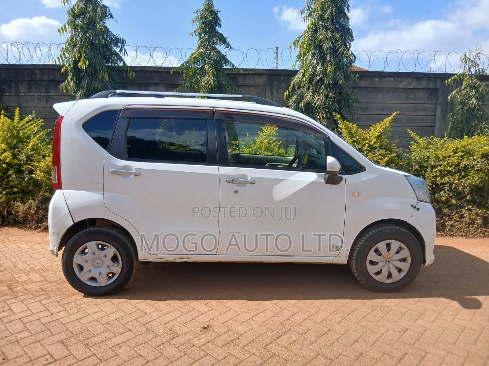Daihatsu Move 2015 White