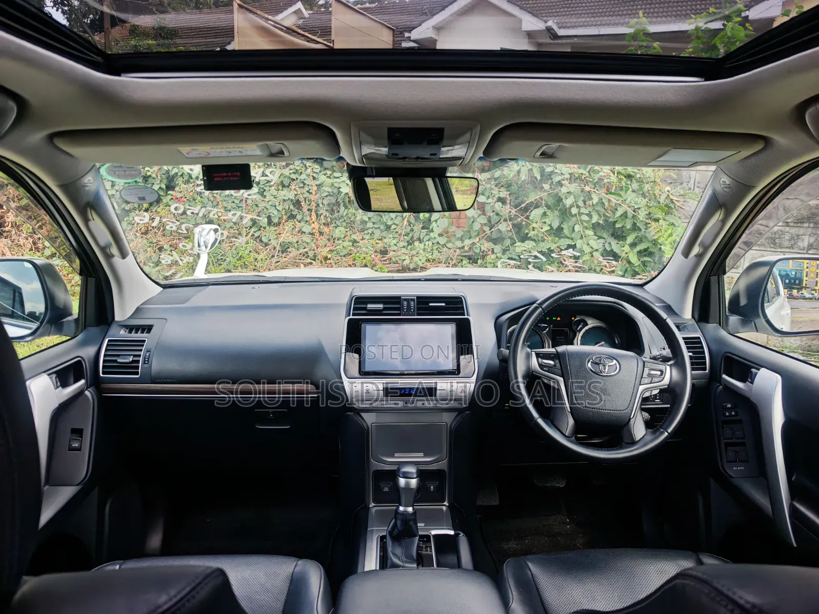 Toyota Land Cruiser Prado 2019 White