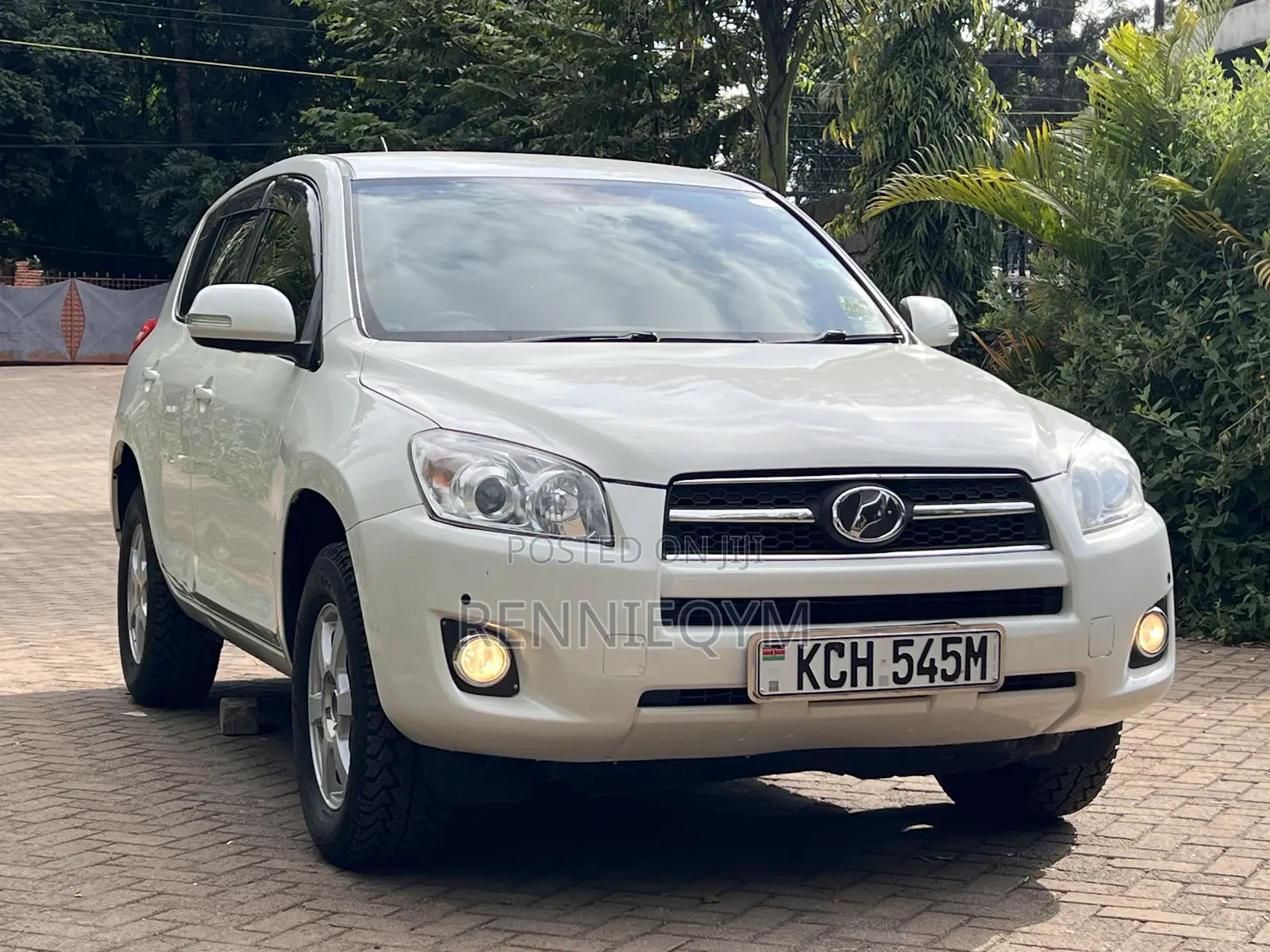Toyota RAV4 2009 White