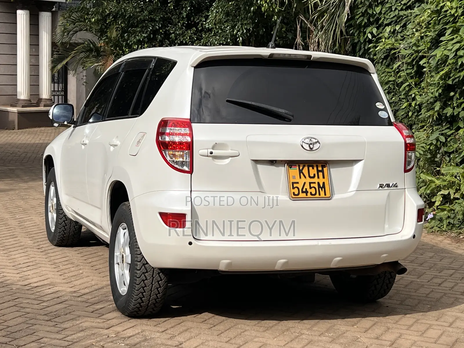 Toyota RAV4 2009 White