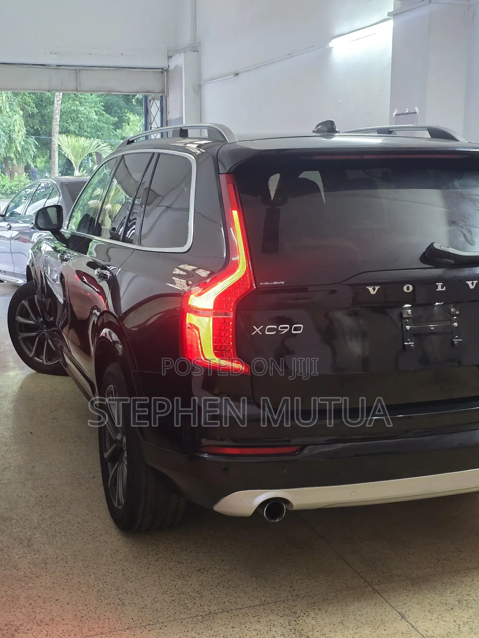 Volvo XC90 T5 Momentum AWD 2019 Black