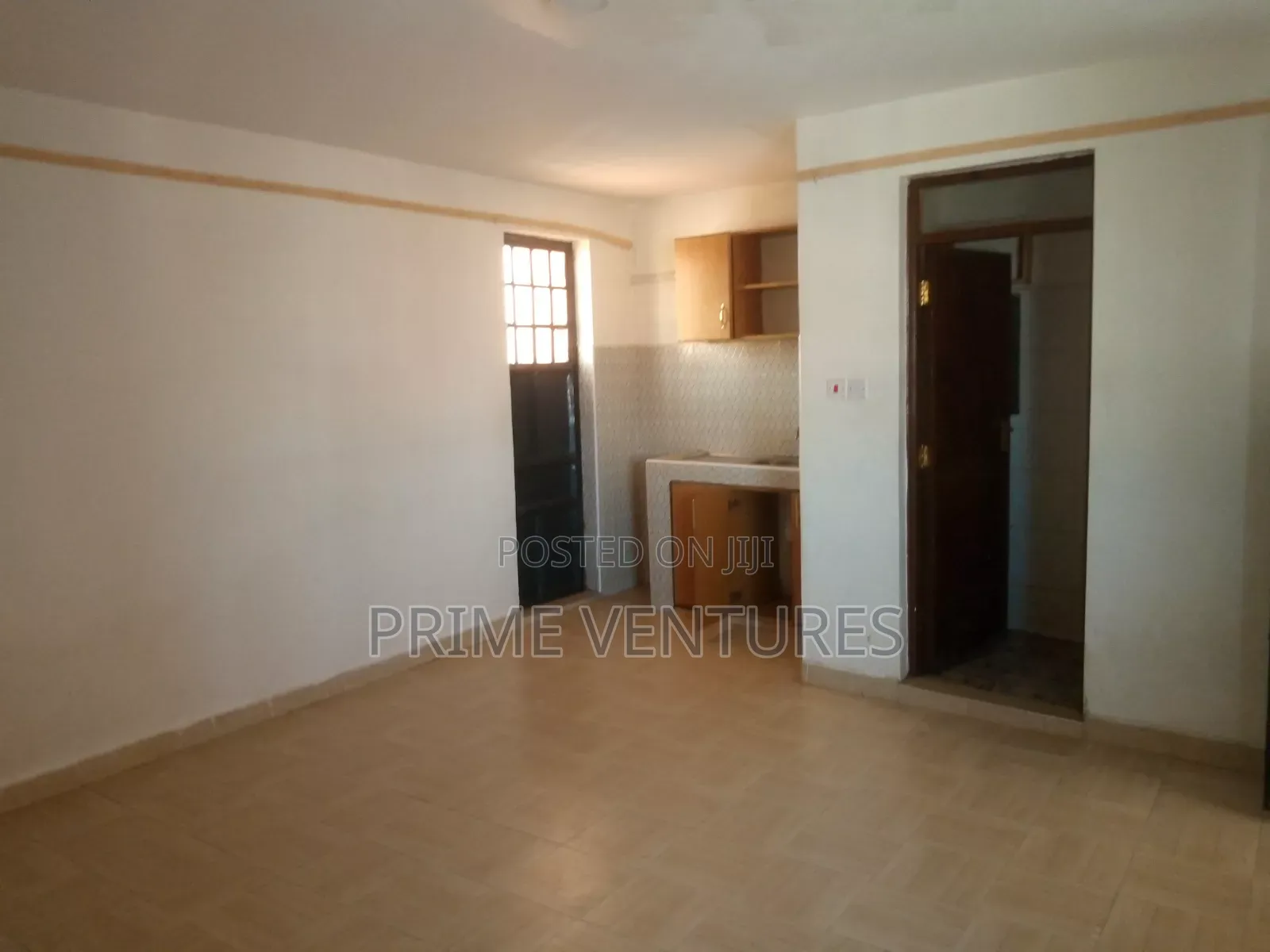 Mini Flat in Donholm, Greenspan for rent