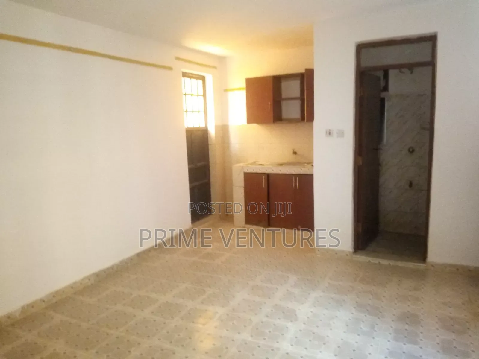 Mini Flat in Donholm, Greenspan for rent