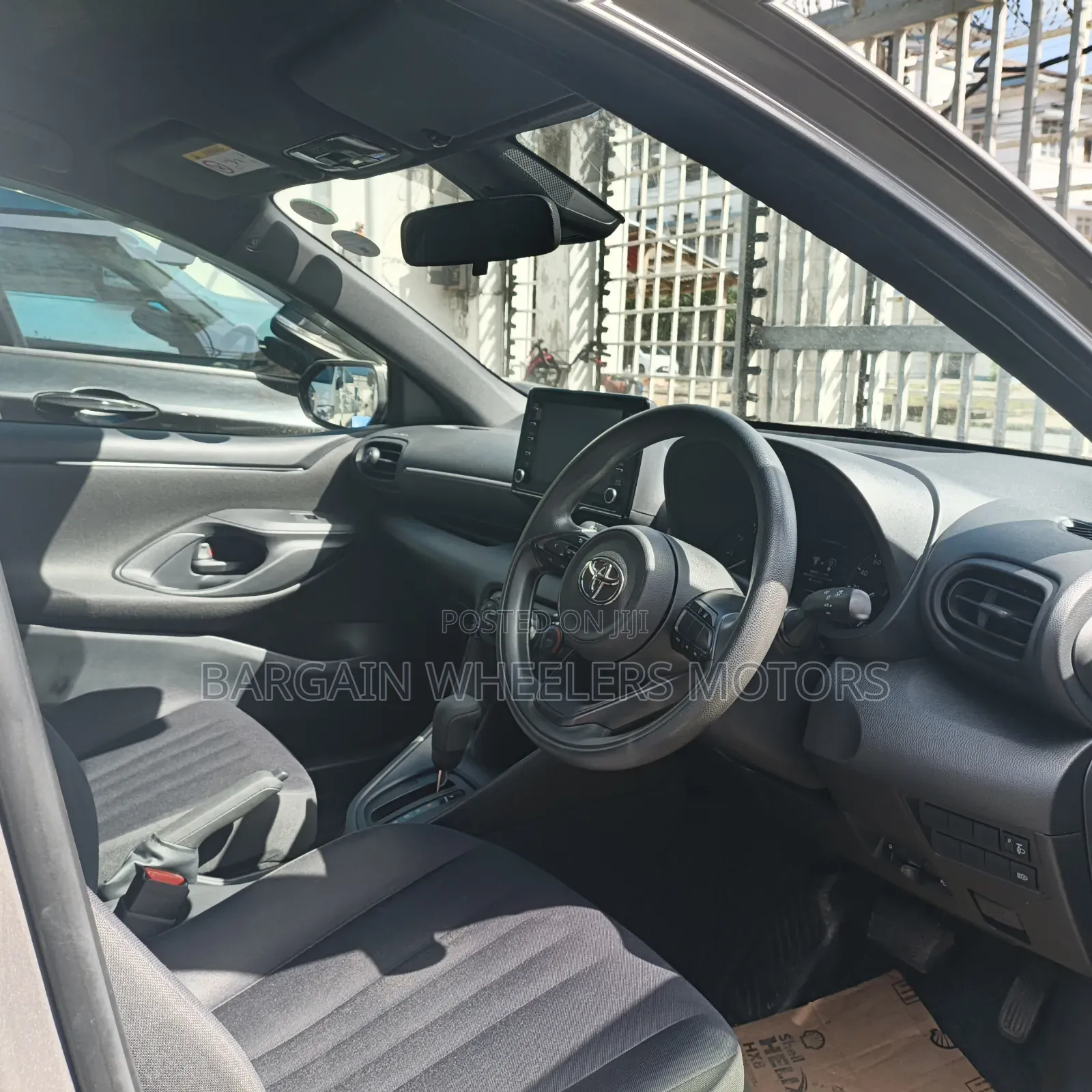 Toyota Yaris 2019 Beige