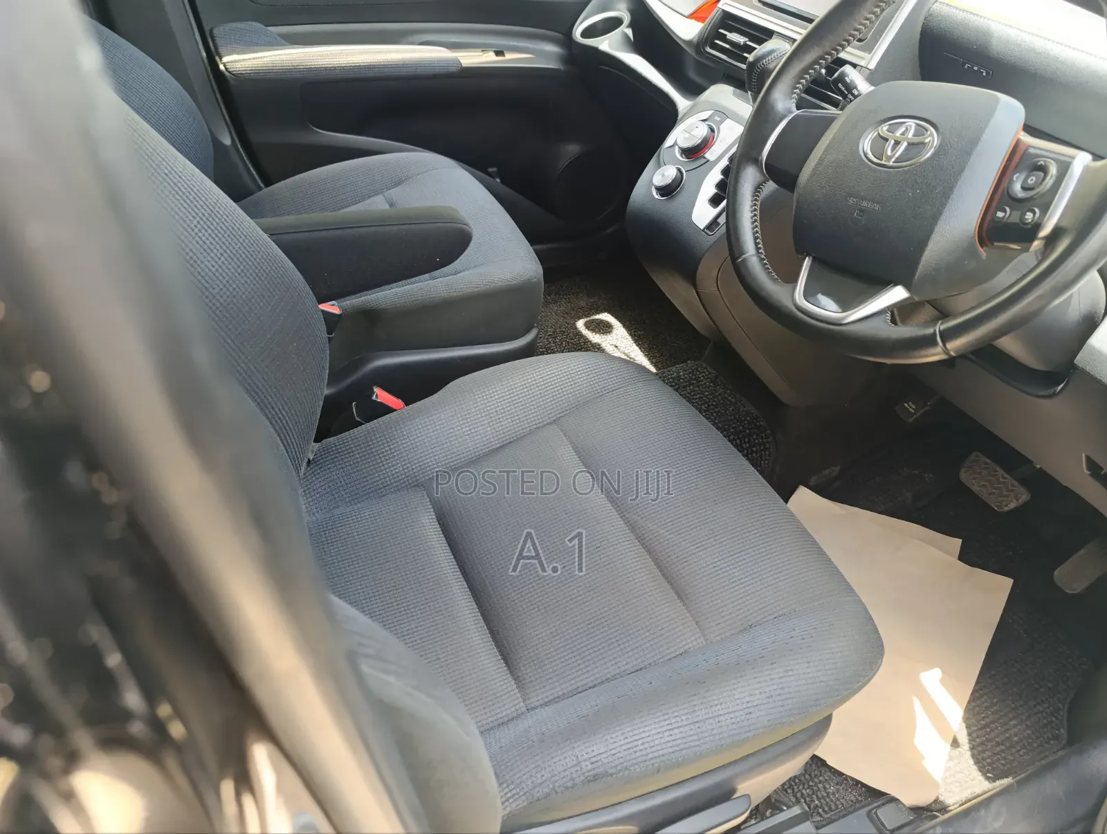 Toyota Sienta 2019 Black