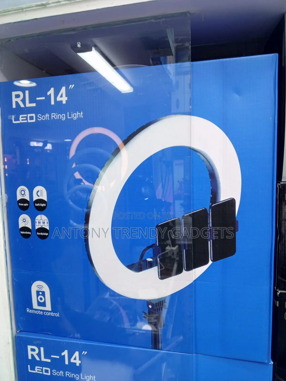 Rl-14 Ring Fill Light Kit With 3 Phone Holders And Remote