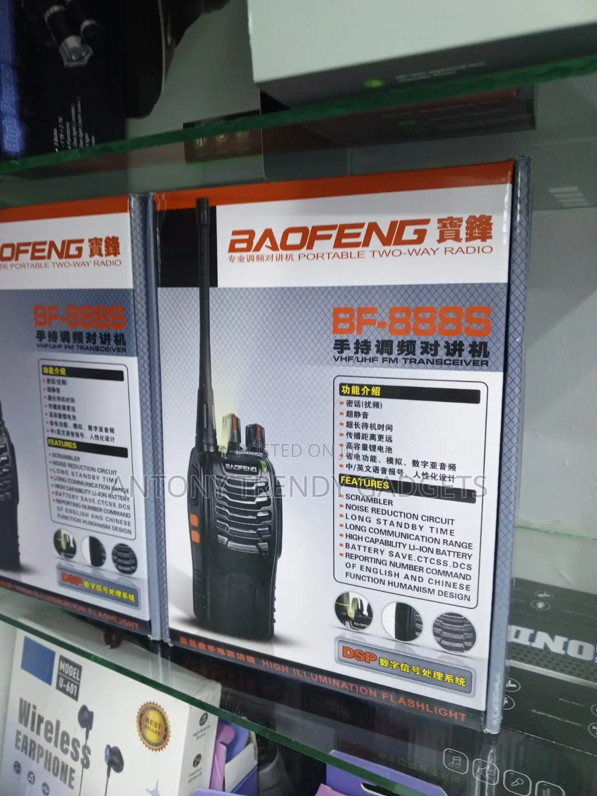 Baofeng Bf-888s Rechargeable Two-way Radio With Flashlight