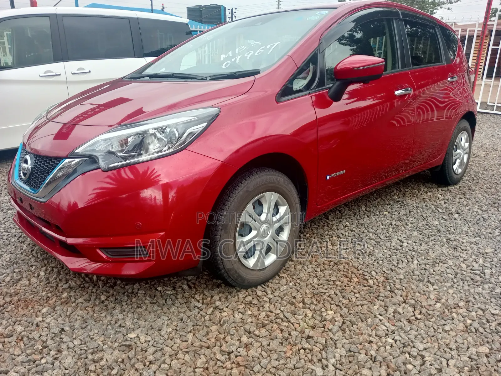 Nissan Note 2019 Red