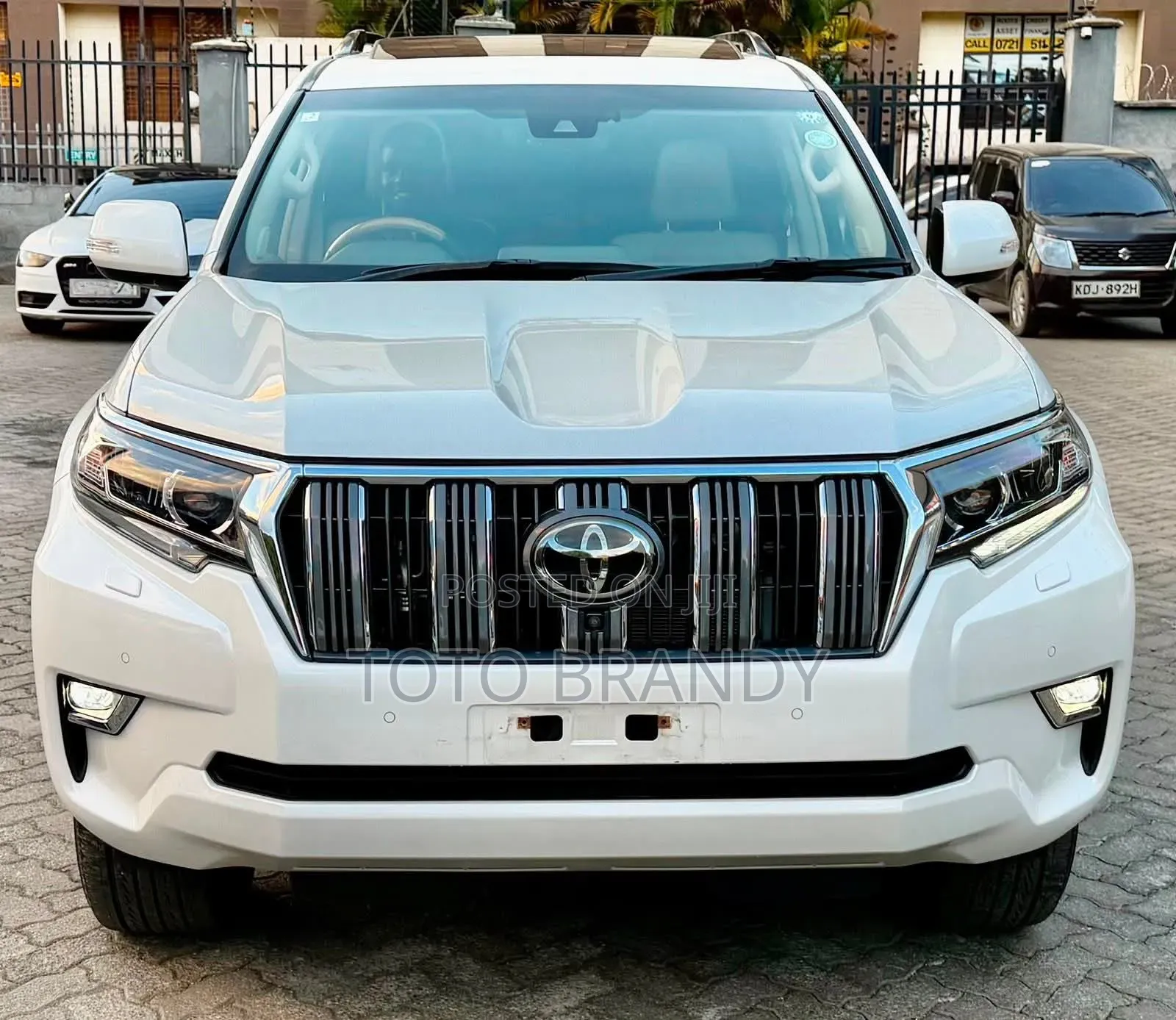 Toyota Land Cruiser Prado 2.8 2021 White