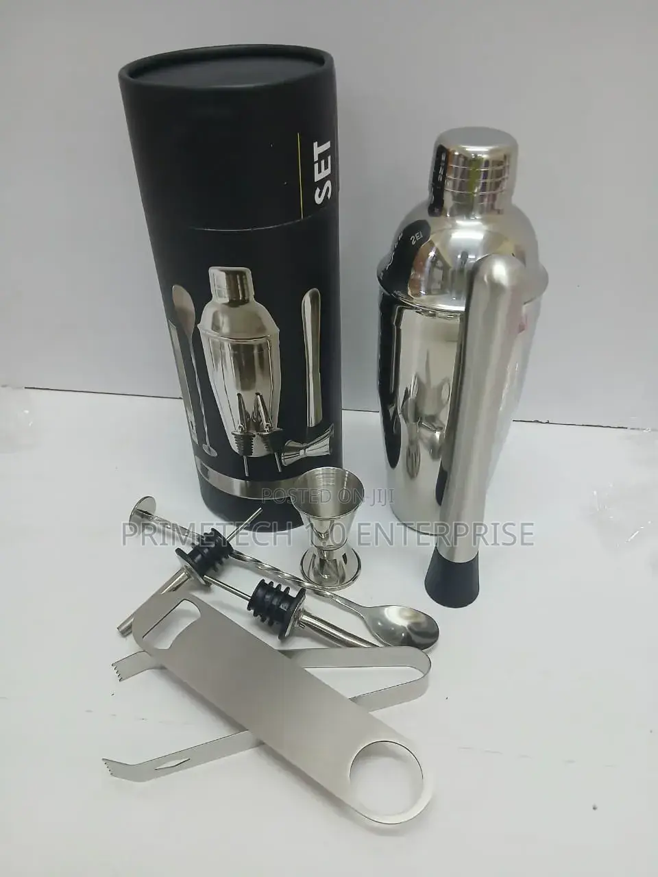 Cocktails Shaker Mixer