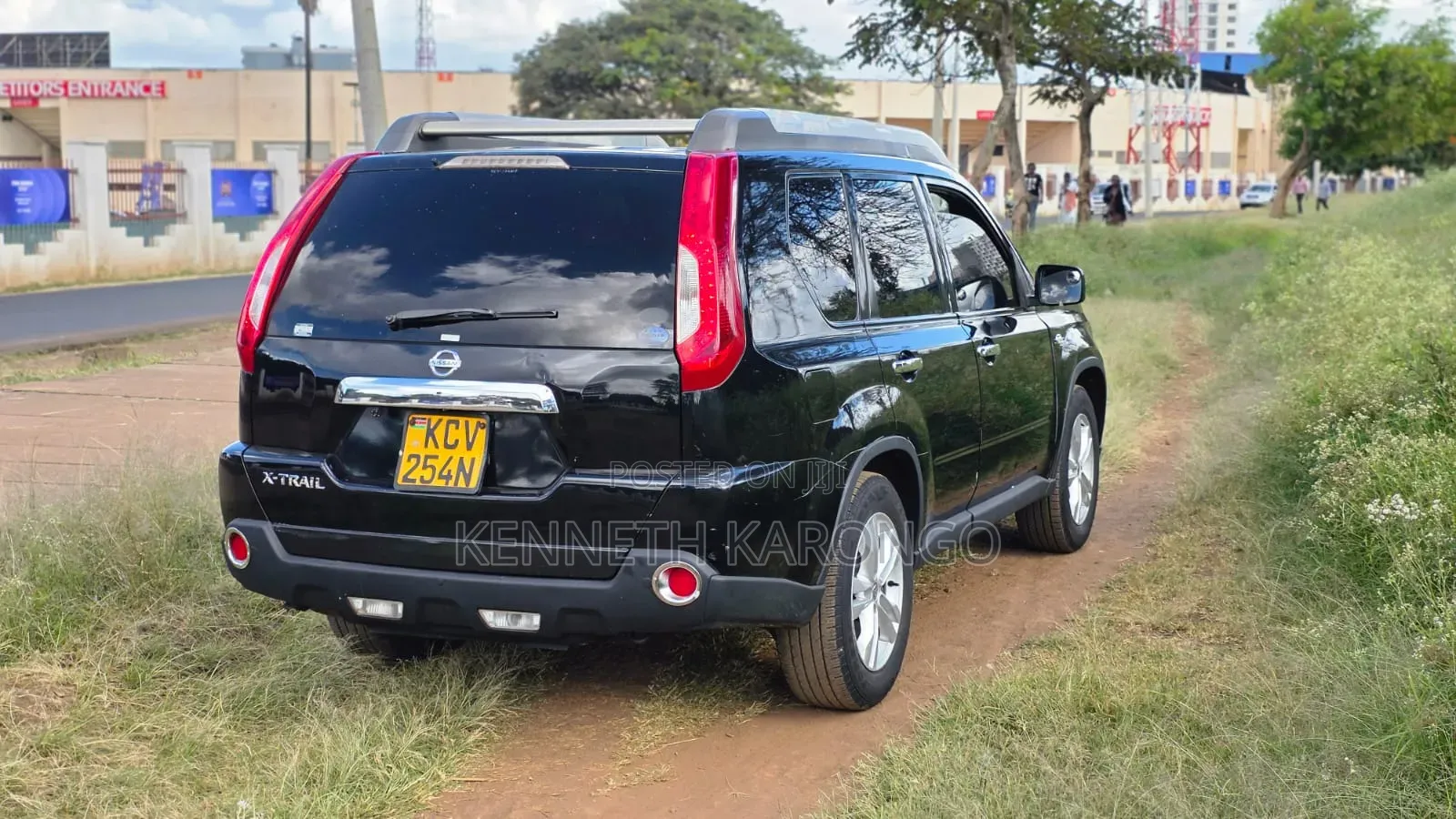Nissan X-Trail 2012 Black