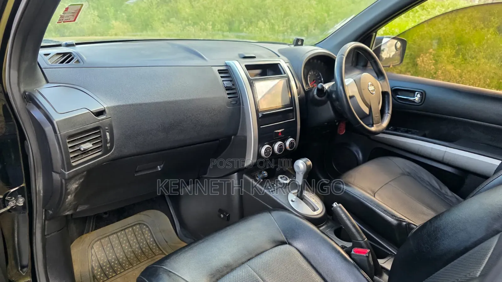 Nissan X-Trail 2012 Black