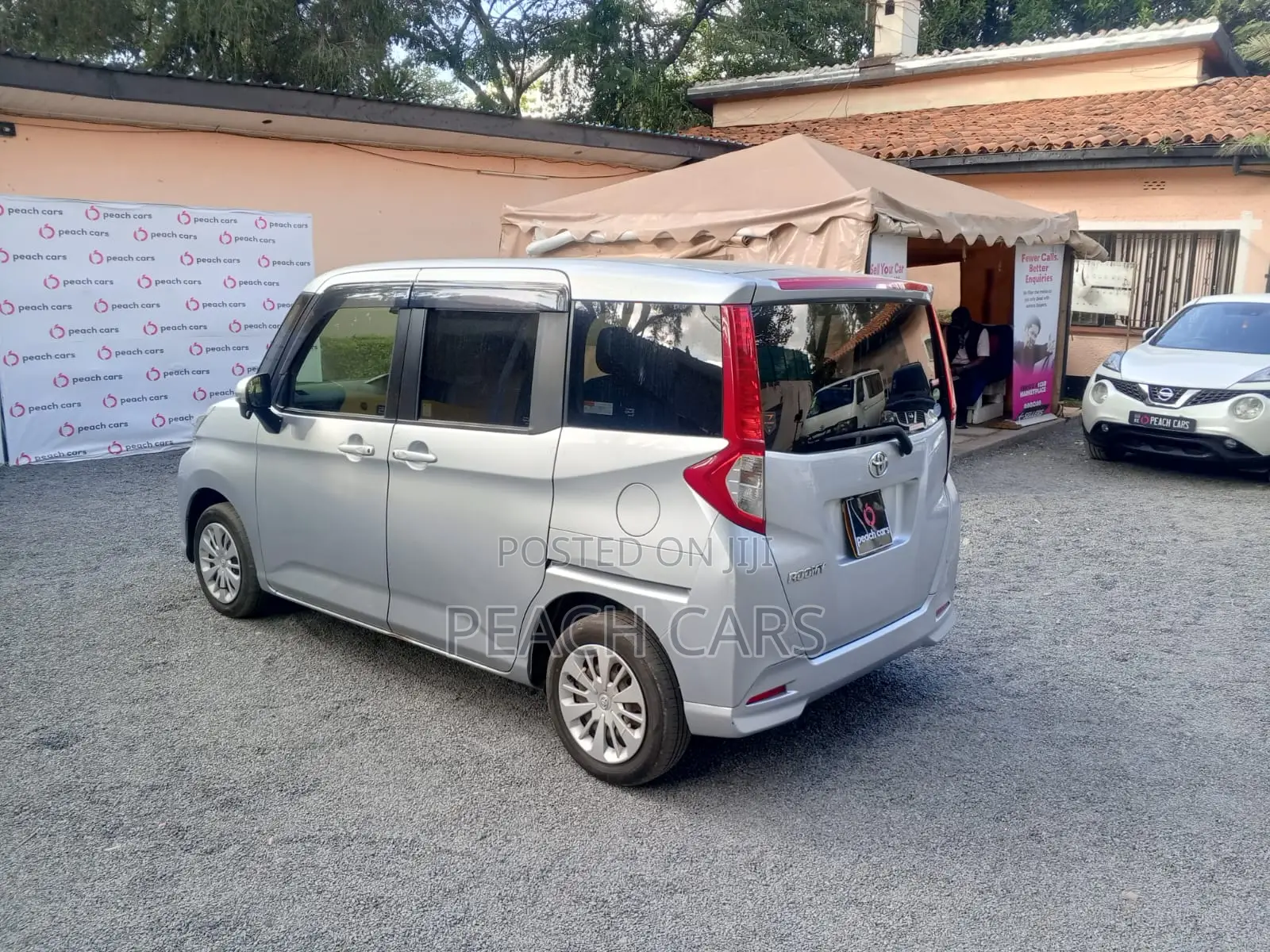 Toyota Roomy 2018 Silver