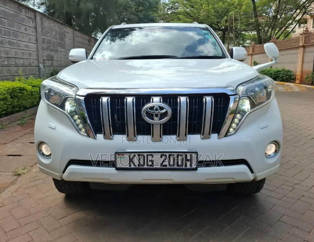 Toyota Land Cruiser Prado 2015 White