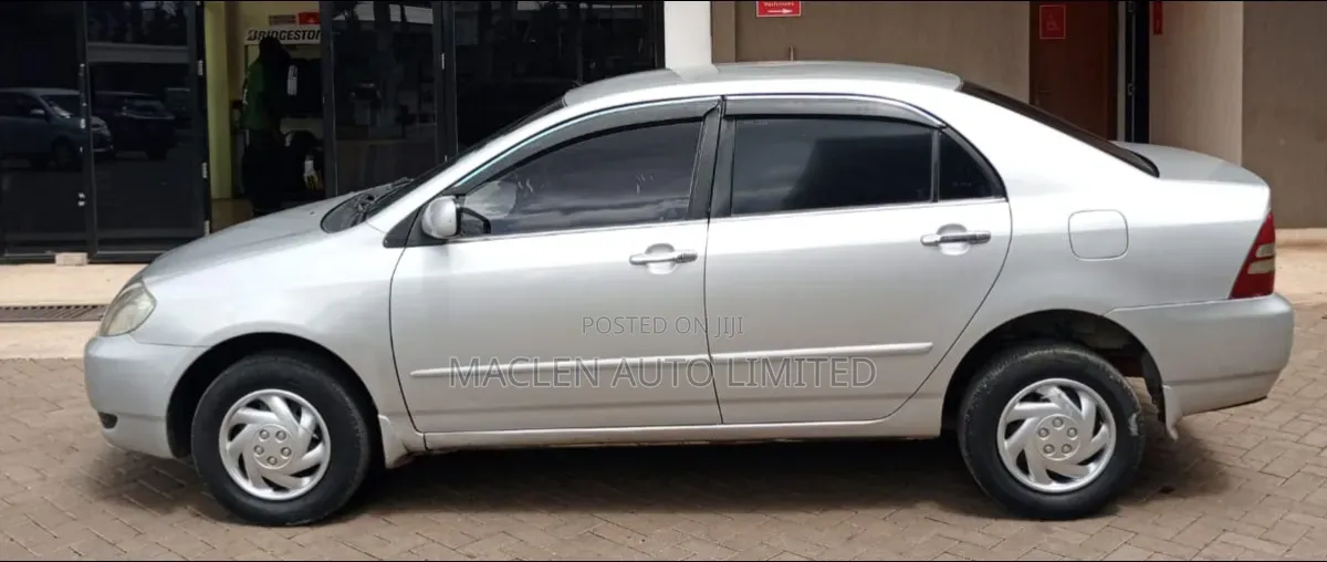 Toyota Corolla 2004 Silver