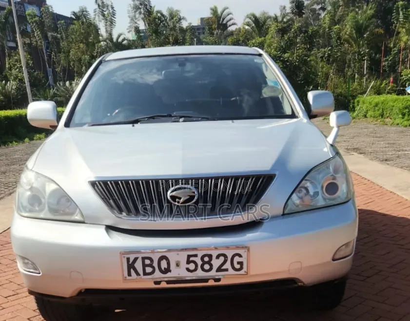 Toyota Harrier 2004 Silver